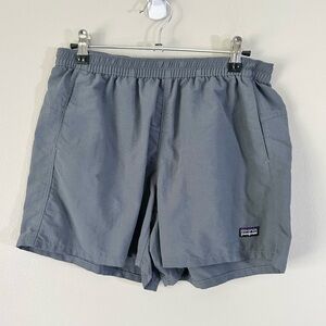 Patagonia Women’s Baggies 5” in Plume Grey Size Medium